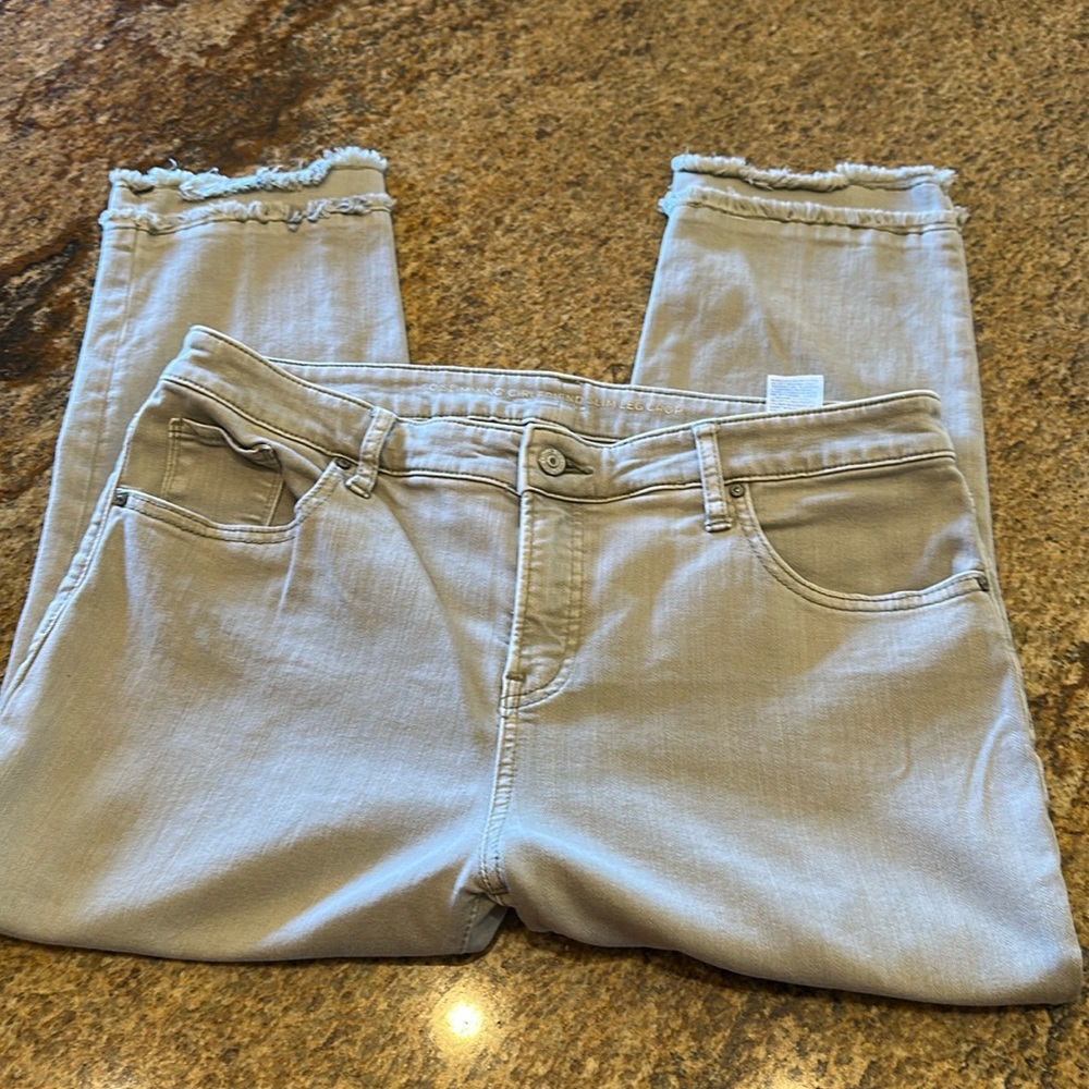 CHICO’S Crops
